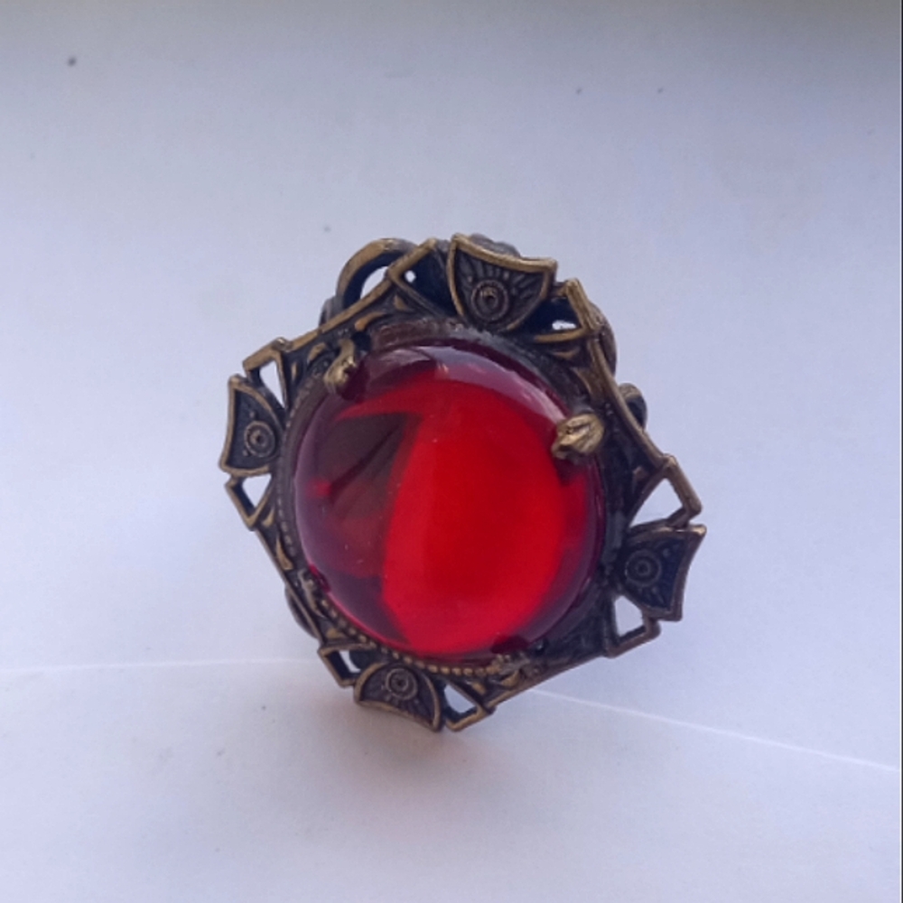 Signed KIM Garnet Cabochon Scroll Ring